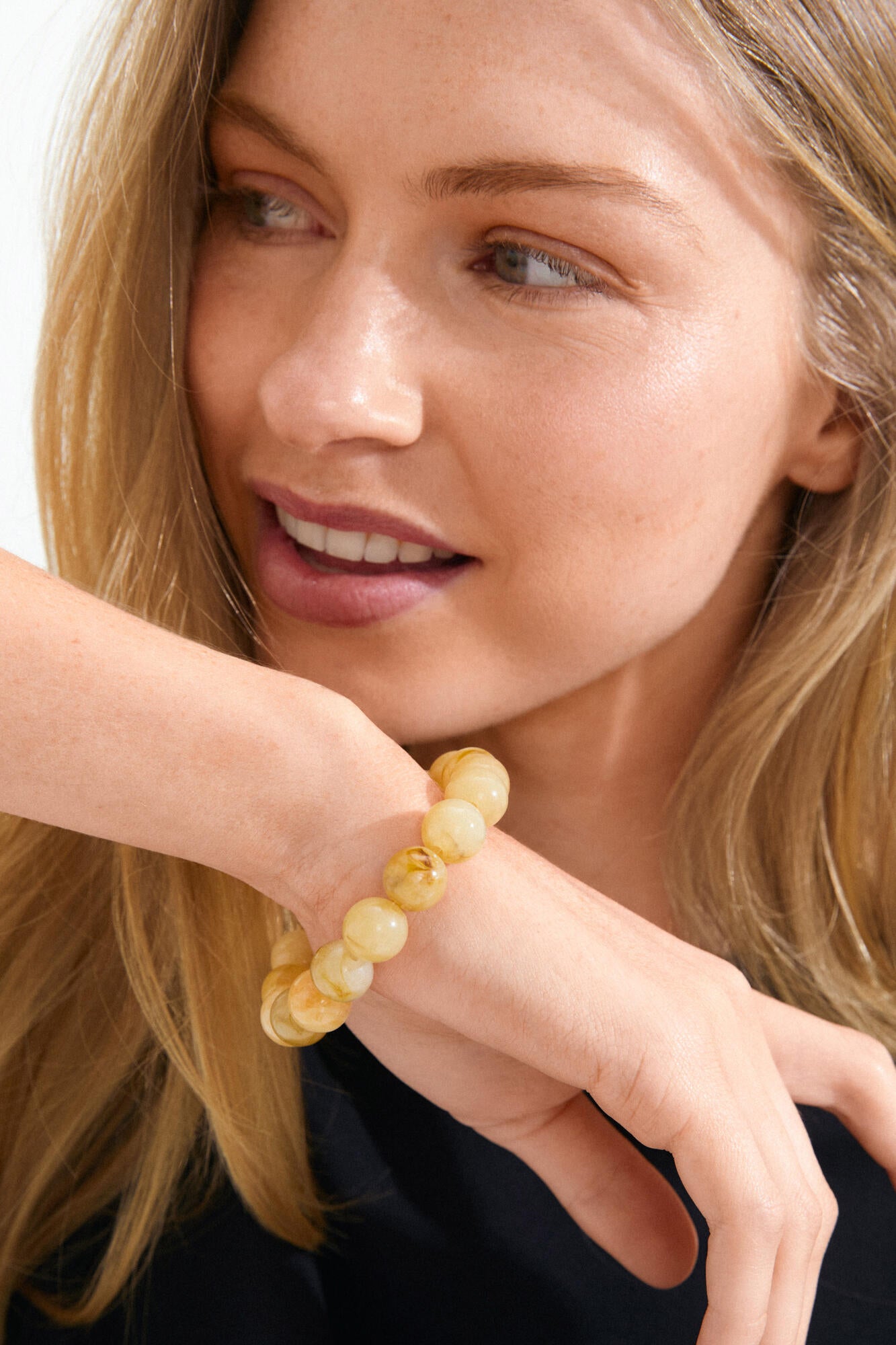 Aase Honey Marble perlearmbånd – gul